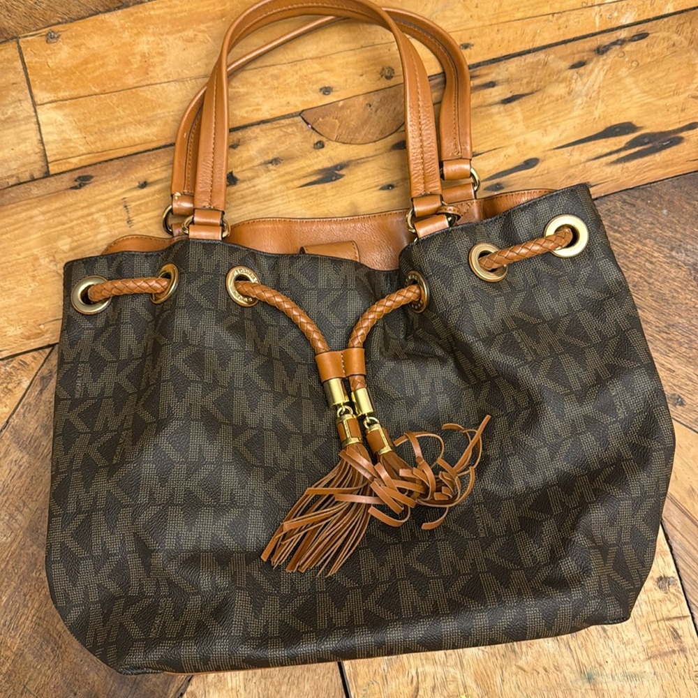 Michael Kors brown purse